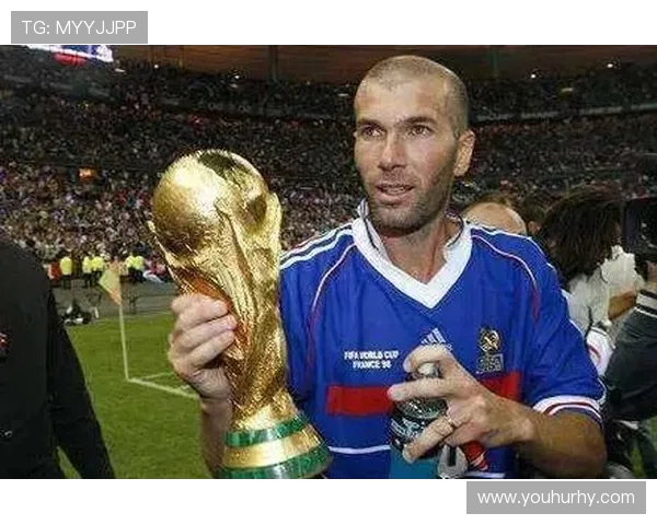 齐内丁齐达内从绿茵传奇到指挥席的辉煌足球人生 齐内丁齐达内从绿茵传奇到指挥席的辉煌足球人生